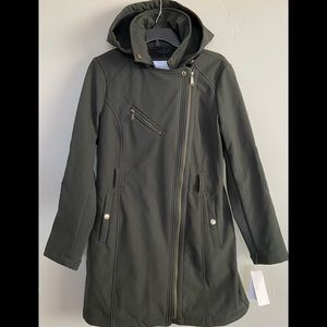 bcbgeneration raincoat